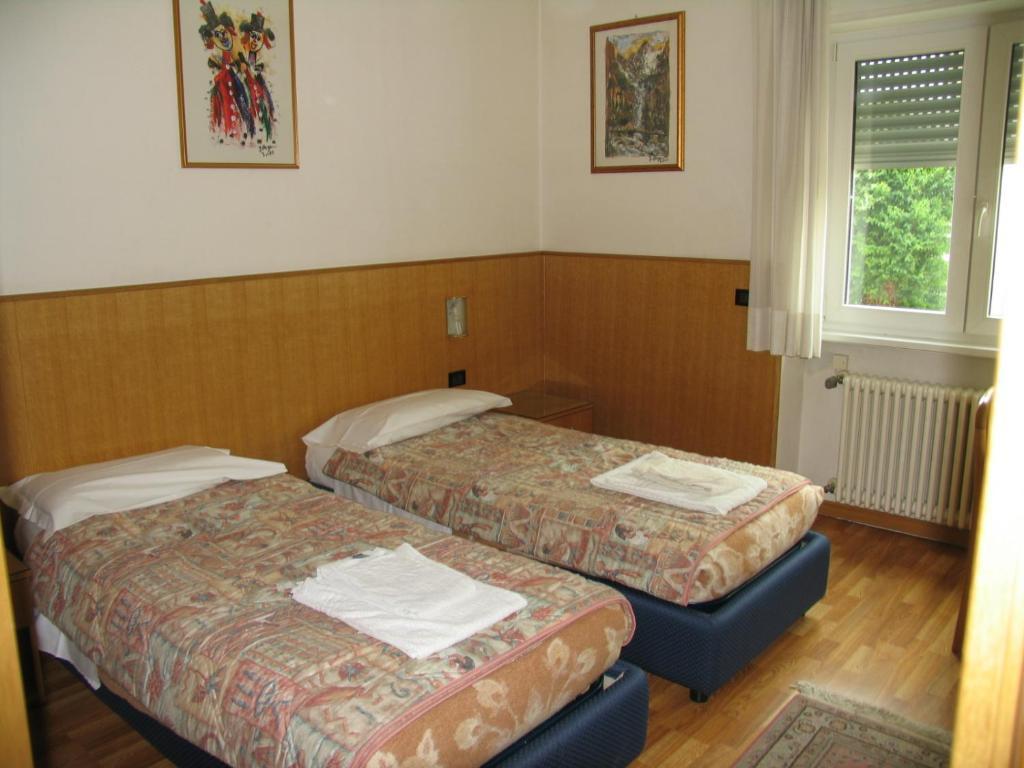 Hotel Oasi Trento Værelse billede